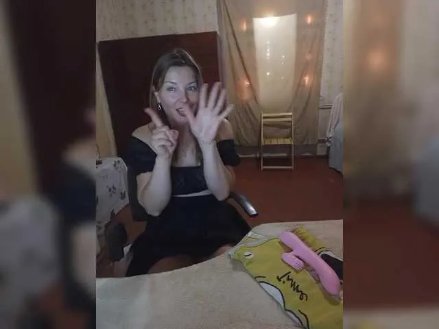 VictoriaDiamo – webcam model profile photo Image 14