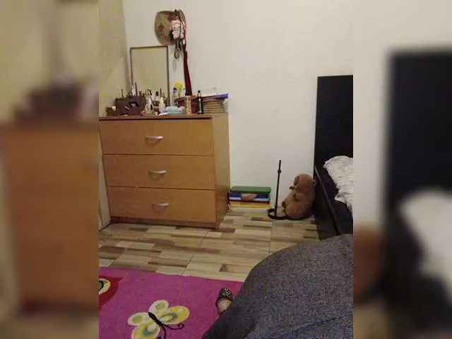 BlondeScarlettx – webcam model profile photo Image 2