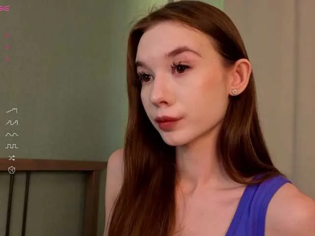 blondeangel_4u2 – webcam model profile photo Image 6