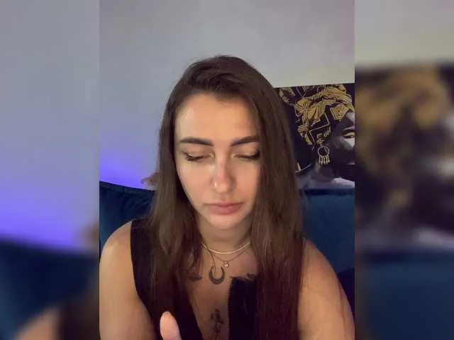 SusyBlair – webcam model profile photo Image 18