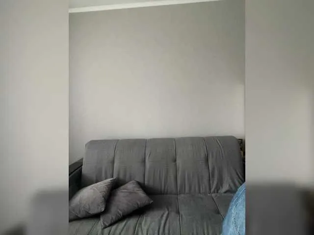 MistressLouUK – webcam model profile photo Image 18