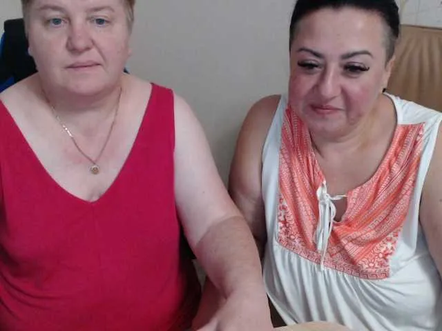 SelennaMoon – webcam model profile photo Image 2