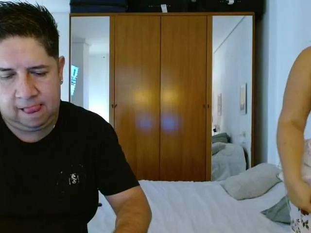 AmelieandRoss – webcam model profile photo Image 15