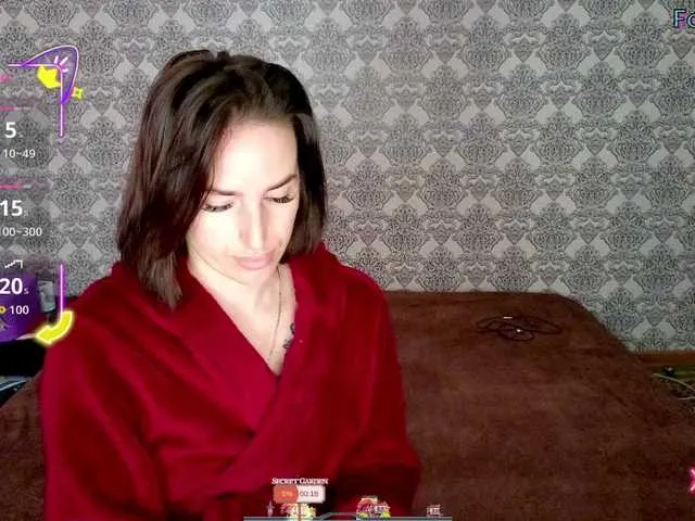 Haluley – webcam model profile photo Image 17