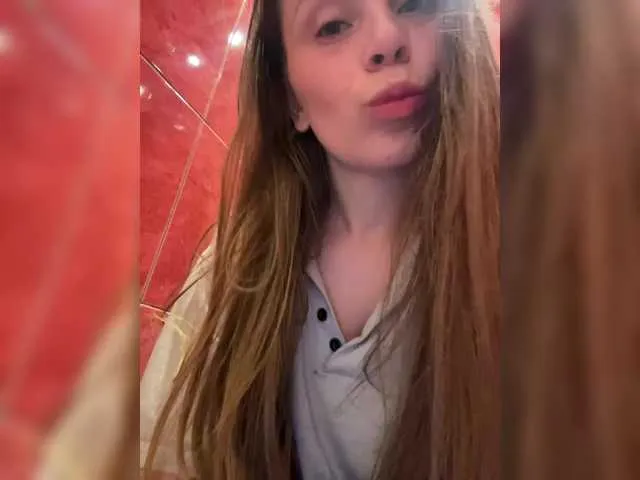 BlondeScarlettx – webcam model profile photo Image 2