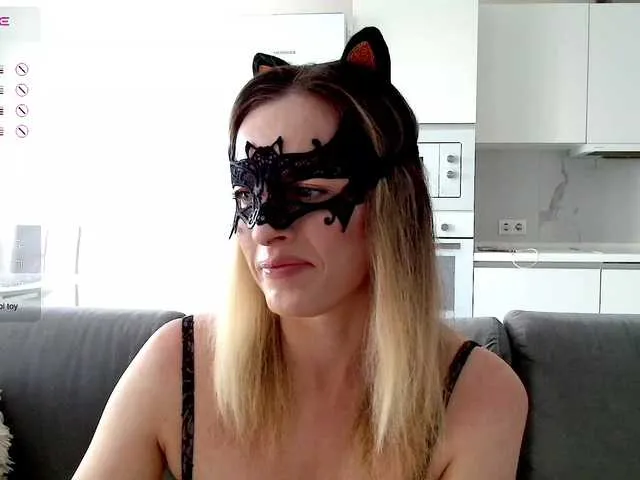 Alenushka888 – webcam model profile photo Image 17