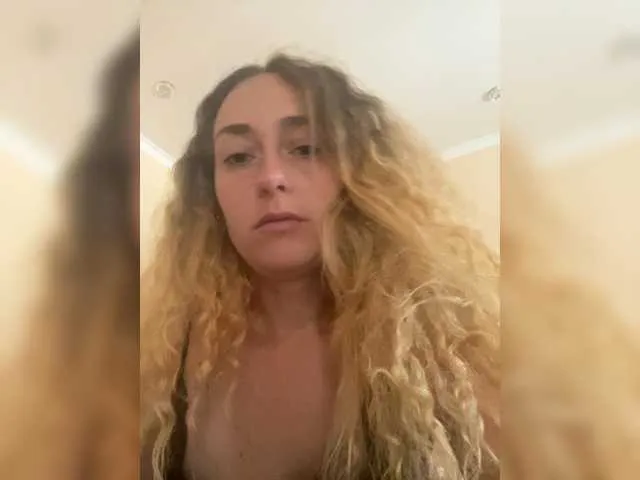 Yana36 – webcam model profile photo