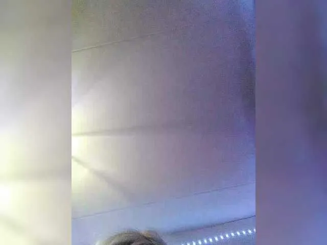 British_EmJess – webcam model profile photo Image 3