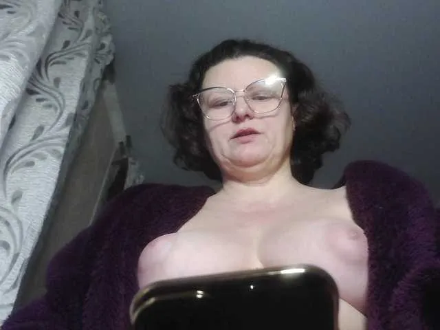 Yanikkka – webcam model profile photo