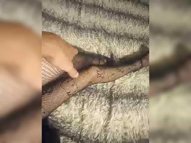 Loli_Belle – webcam model profile photo Image 2