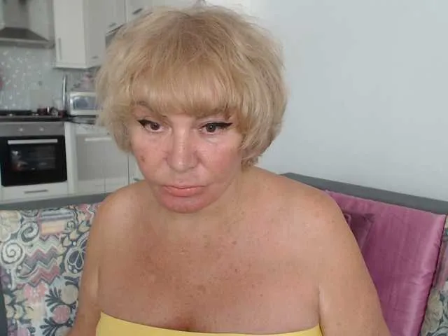 xxxDirtyBitchxxx – webcam model profile photo Image 3