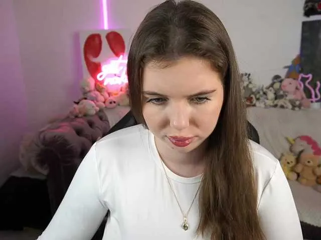 British_EmJess – webcam model profile photo Image 10