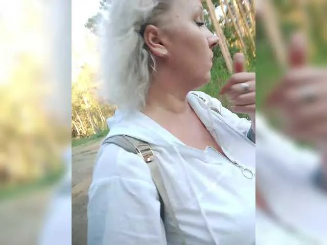 SilviaPastori – webcam model profile photo Image 13