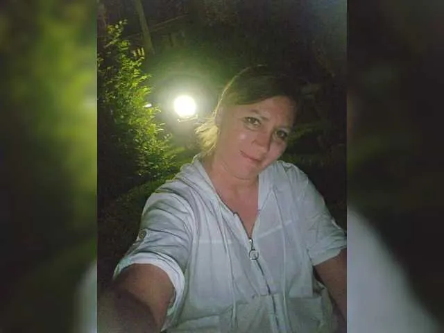 SilviaPastori – webcam model profile photo Image 4