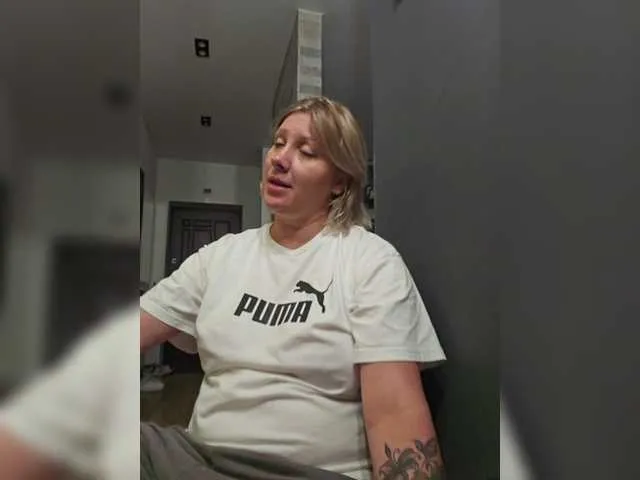 SilviaPastori – webcam model profile photo Image 6