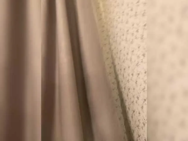 LanaBlondeBush – webcam model profile photo Image 18