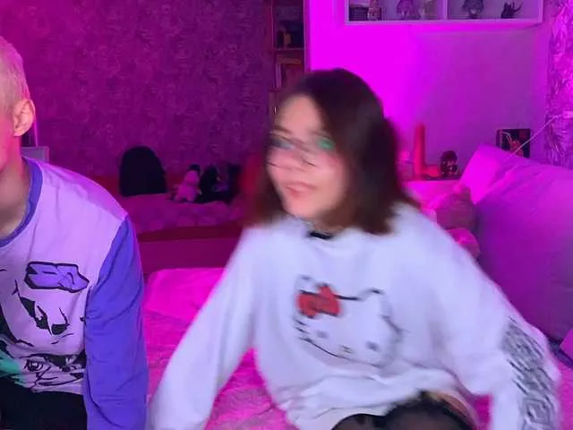 AlexNikaaa1815 – webcam model profile photo Image 2