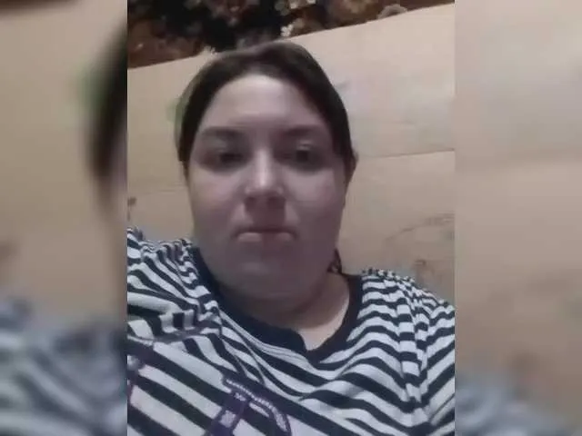 BlondeScarlettx – webcam model profile photo Image 2