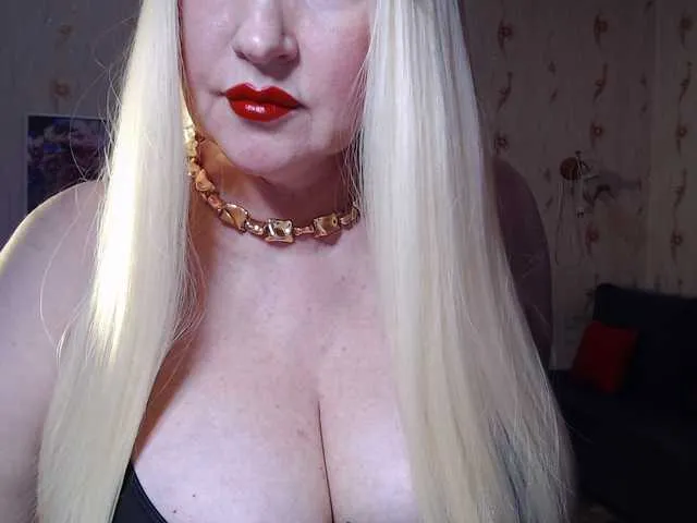 Hanna_Blondee – webcam model profile photo Image 15