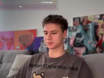 LizzieGreyX – webcam model profile photo Image 9