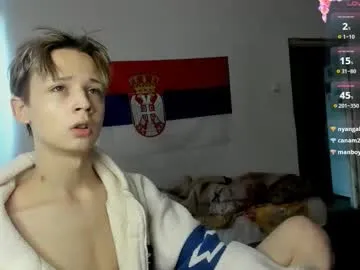 Lovvebirds – webcam model profile photo Image 18