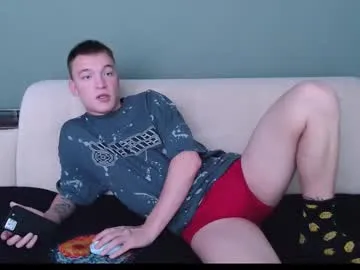 blondeangel_4u2 – webcam model profile photo Image 12