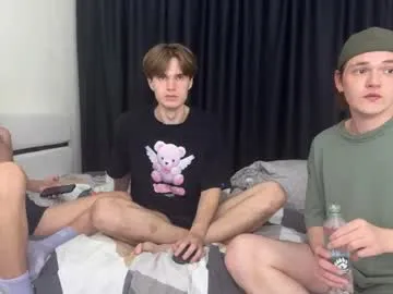 blondeangel_4u2 – webcam model profile photo Image 8