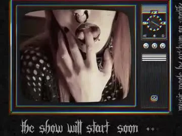 BlondeHott – webcam model profile photo Image 12