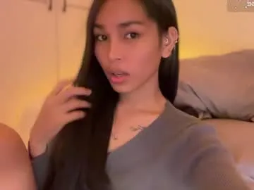 GreenEyesBlondeyUK – webcam model profile photo Image 13