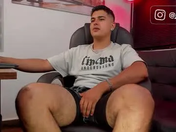 LizzieGreyX – webcam model profile photo Image 13