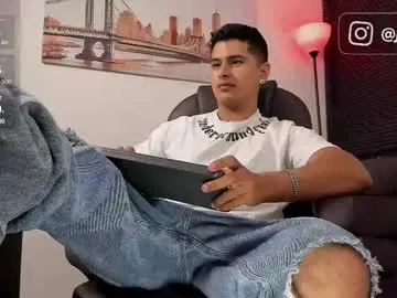 LizzieGreyX – webcam model profile photo Image 9