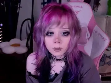 SelennaMoon – webcam model profile photo Image 17