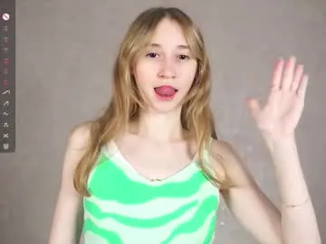 BlondeScarlettx – webcam model profile photo Image 14