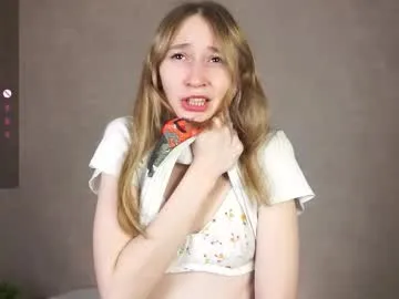 BlondeScarlettx – webcam model profile photo Image 18