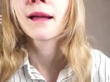 BlondeScarlettx – webcam model profile photo Image 6