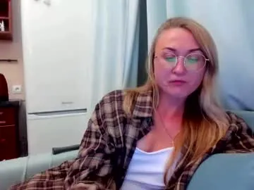 heanvenlyblonde – webcam model profile photo Image 13