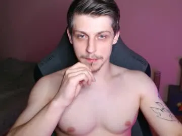 paronti – webcam model profile photo Image 10