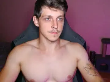 paronti – webcam model profile photo Image 18