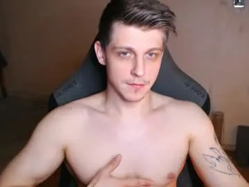 paronti – webcam model profile photo Image 7