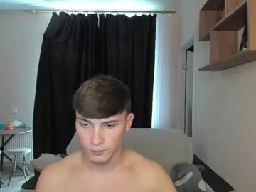 blondeangel_4u2 – webcam model profile photo Image 11