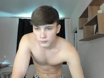 blondeangel_4u2 – webcam model profile photo Image 16