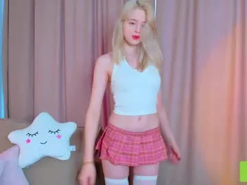 TyleneBuck – webcam model profile photo Image 4