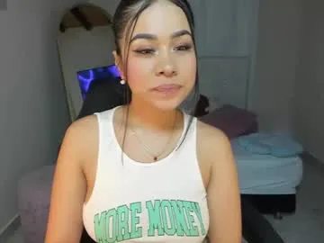 SelennaMoon – webcam model profile photo Image 3