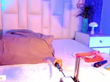 SelennaMoon – webcam model profile photo Image 4