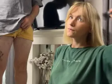 British_EmJess – webcam model profile photo Image 15