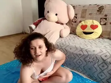 British_EmJess – webcam model profile photo Image 17