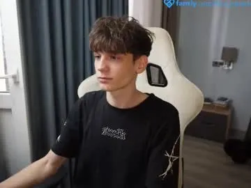 BabeBeth40 – webcam model profile photo Image 2