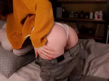 roouse – webcam model profile photo Image 13