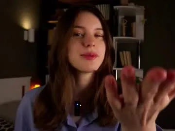 roouse – webcam model profile photo Image 15