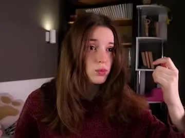 roouse – webcam model profile photo Image 17